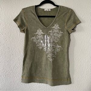 One World Fitted Shirt Women’s Large Green Washed Faded Y2K Grunge 2000s V Neck